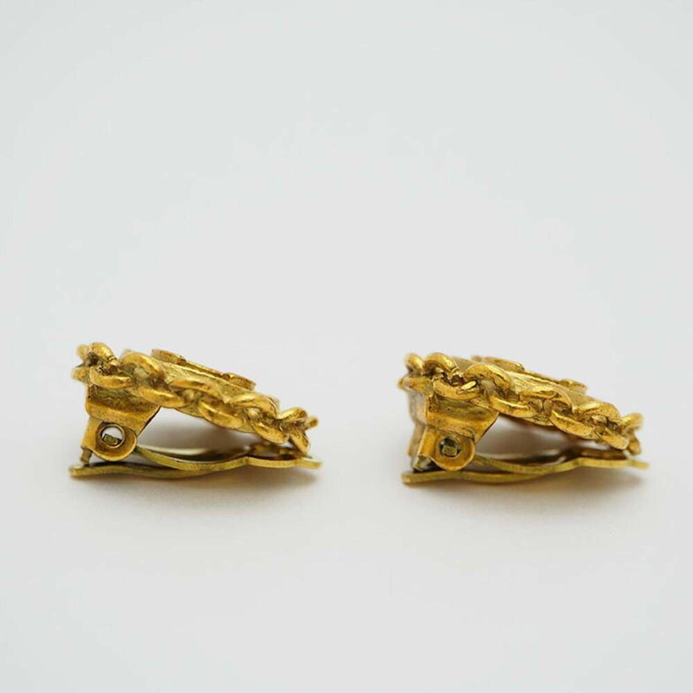 CHANEL Authentic Gold Earrings - Picture 2 of 9